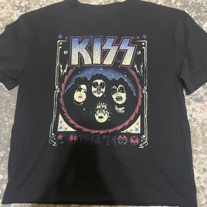 Cropped Kiss band T shirt